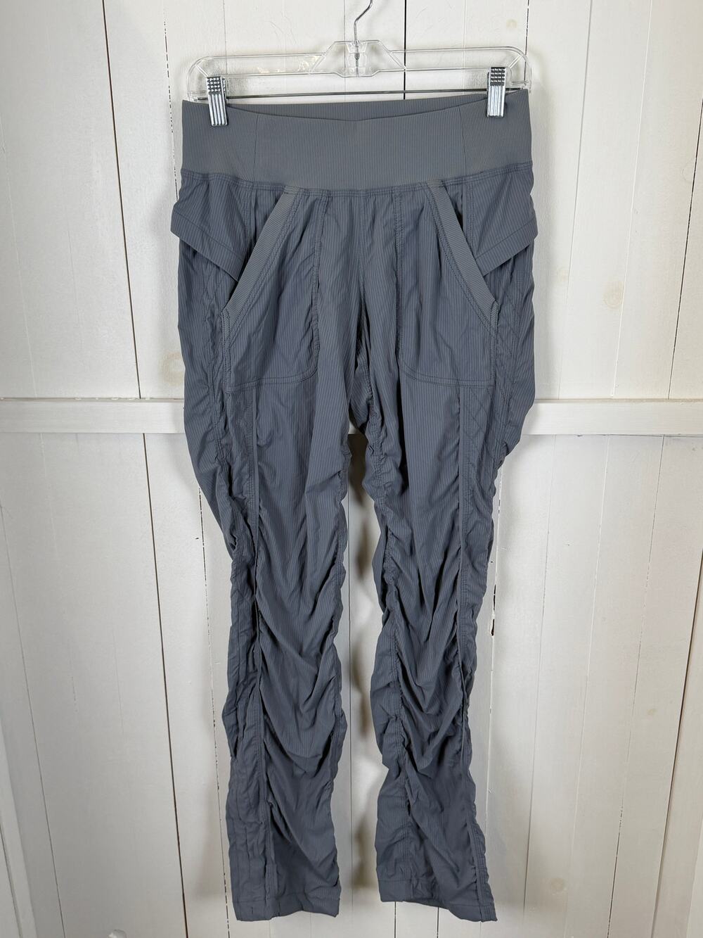 Lululemon Blue Sweatpants Women's Size 6 Excellent Condition